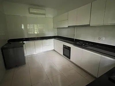 Luxury 4-Bedrooms Duplex