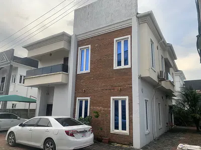 Fully Detached 4 Bedroom with BQ