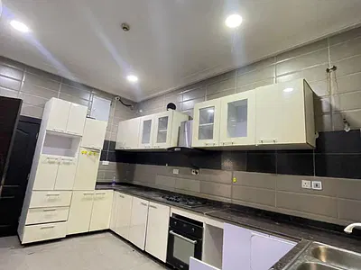 One Bedroom and Parlour
