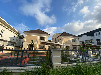 6 Bedroom Fully Detached Duplex with BQ