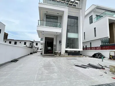Exclusively Finished 5 Bedroom Luxury Home with, Cinema, Swimming Po
