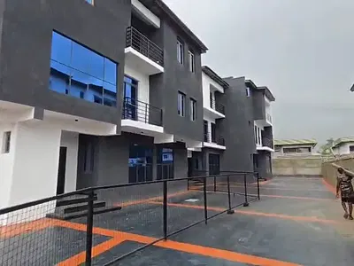 4 Bedroom Terraced Duplex