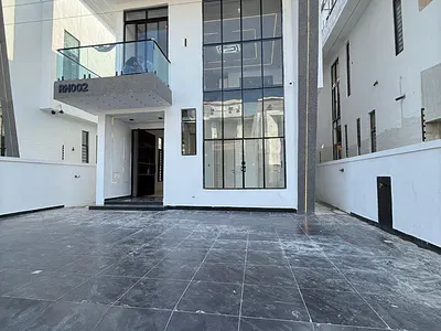 5-Bedroom Fully Detached