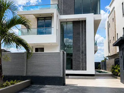 Luxury 5 Bedroom Fully Detached Duplex with BQ