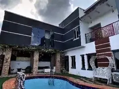 Luxurious 8 Bedroom Fully Furnished Detached Duplex