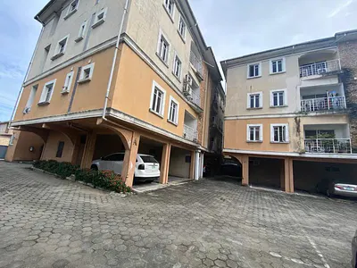 3 Bedrooms Flat at Victoria Isalnd Lagos