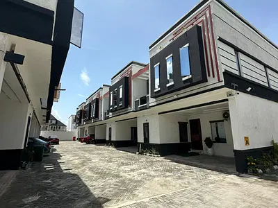 Gorgeous 4bedroom Terrace Duplex with a BQ and a Pool, Gym