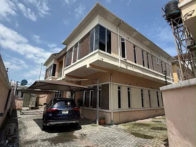Distress Sales of 4 Bedrooms Semidetached