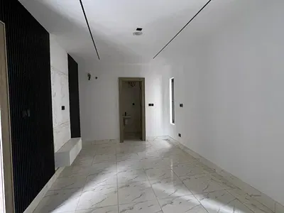 1 & 2bedroom Apartment