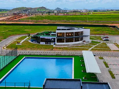 Luxury Buy and Build Land in an Estate with Several Infrastructure