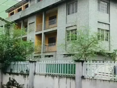Blocks of 6 No 2 Bedroom Flat with 8 RPPMS Offices Etc for Commercial