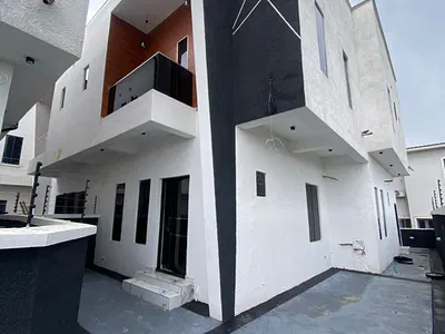4 Bedroom Semi Detached Home