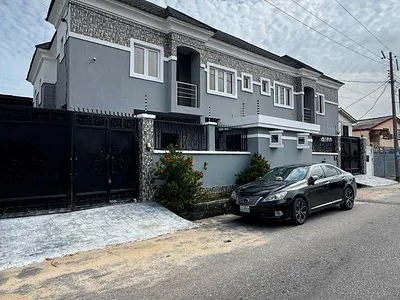 Very Solid 4 Bedroom Semi Detached Duplex with BQ