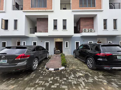 4 Bedroom Terrace Duplex with BQ