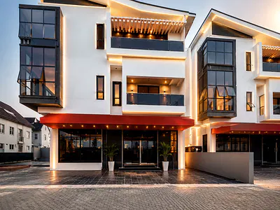 Brand New 5 Bedroom Fully Detached House +swimming Pool in an Estate