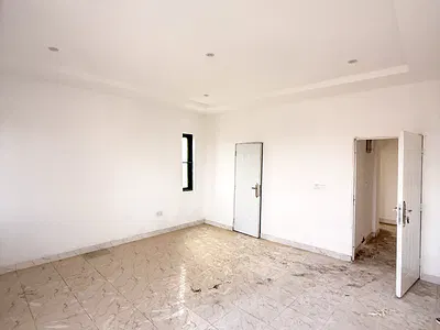 Elegant 3 Bedroom Apartment