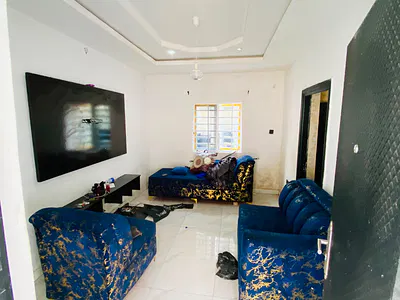 Room and Parlor Self Contained with Fitted Kitchen