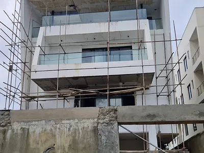 5 Bedroom Duplex with 2 Room BQ