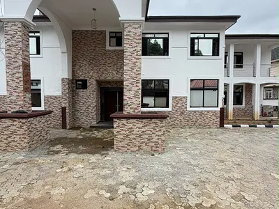 5 Bedroom Fully Detached Duplex, 2 Guest Chalet and 1 BQ
