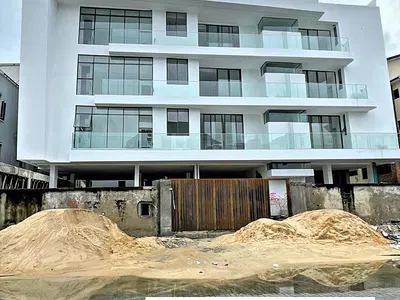 Elegant 2 Bedroom Apartment