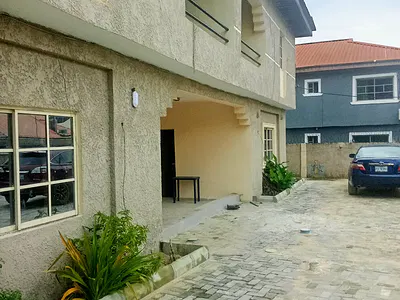 2 Bedroom Flat Upstairs