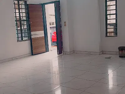 Spacious Studio Apartment with Open Plan Kitchen
