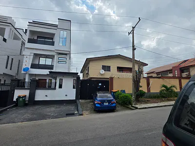 6 Bedroom Fully Detached Duplex with Swimming Pool and BQ