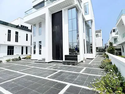 5bedroom Detached Duplex with Pool, Cinema, Pentfloor