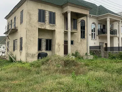 A Spacious 4 Bedroom Semi-Detached Duplex