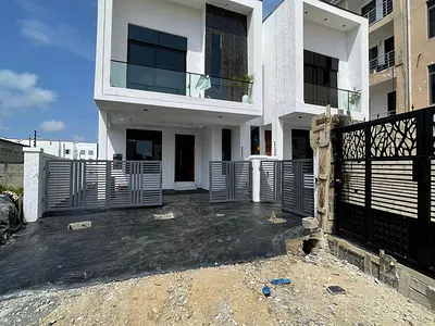 4 Bedroom Semi Detached