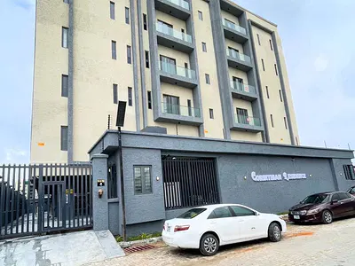 Elegant 1 & 2 Bedroom Apartment