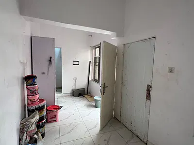 Self Contain