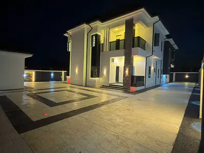 5bedroom Detached Duplex with Gate House for Sale