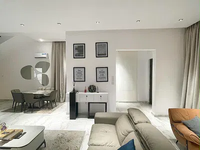 Brand New Fully Automated 1 Bedroom Terrace with PS5 on Request, Game