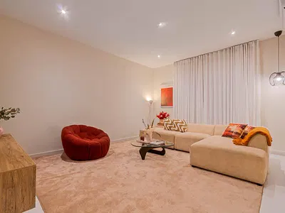 Newly Furnished 3 Bedrooms with PS5, Snooker, Gym and Full Mirror.