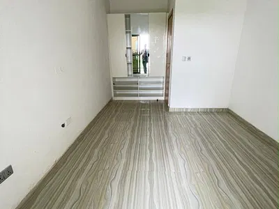 Contemporary 4 Bedroom Terrace