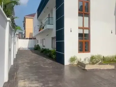 6 Bedroom Fully Detached Duple, BQ, Study, Swimming Pool Tastefull
