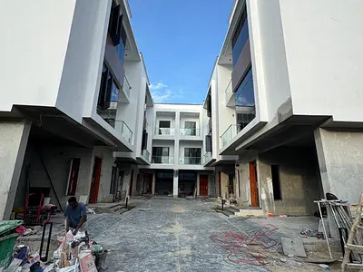4 Bedroom Terrace with BQ
