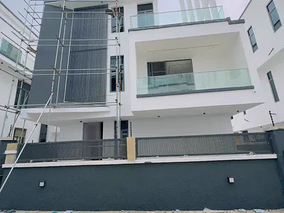 5 Bedroom Fully Detached Duplex with a BQ in a Secured Estate