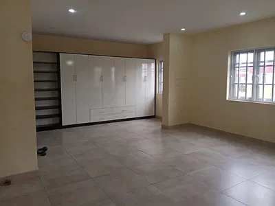 Luxury Fully Serviced 4 Bedroom Maisonette with BQ