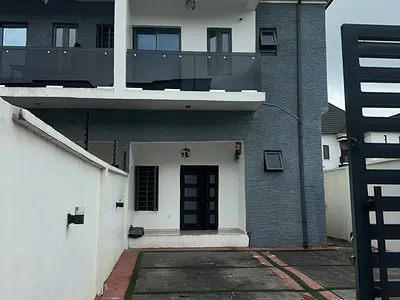 Standard 3bedroom Semi Detached Duplex