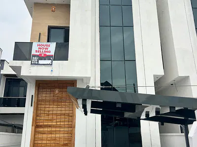 Well Built 5 Bed Detached Duplex with Rooftop Pool, , Bq, Cinema, Gym