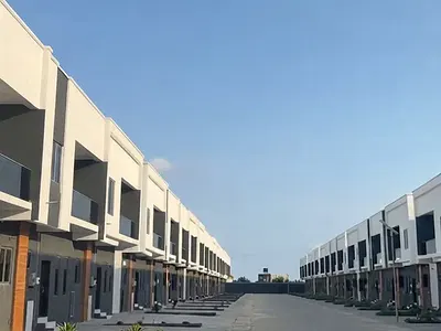 Luxury 3-Bedroom Terrace Duplex with an Inverter
