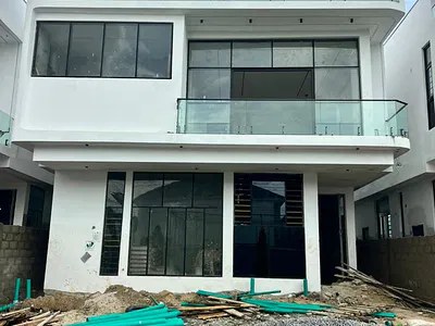 Exquisite 4 Bed Detached Duplex with BQ in a Secured Location