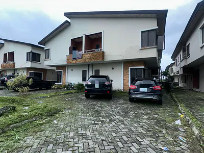 Distress 4 Bedroom Semi Detached Duplex with BQ & Communal Kid's Play