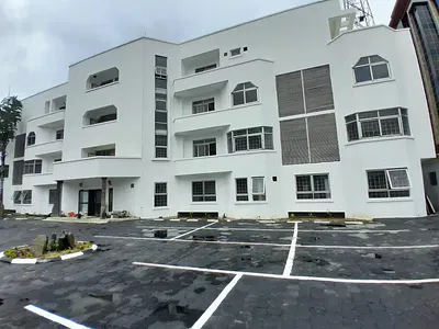 Lettable Space: 2, 600sqmgrounds That Can Park About 40 Cars, Standby G