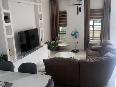 4 Bedroom Semi-Detached House (Furnished)