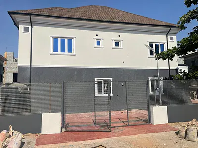 4 Bedroom Duplex