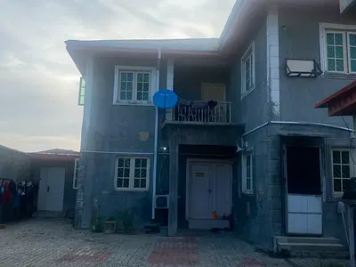 2units of 3bed+ 6units of Mini Flat & 2units of Self Contained