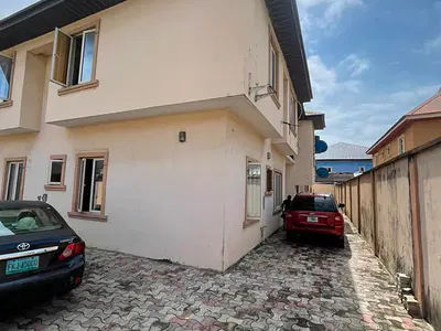 3bedroom Apartment